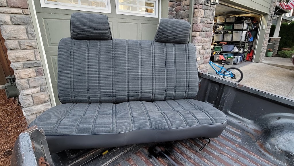 B & R Upholstery | 3325 S 15th St, Ridgefield, WA 98642, USA | Phone: (360) 887-5361