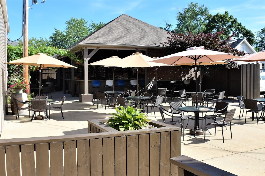 Casa Di Vino winery and restaurant | 28932 Euclid Ave, Wickliffe, OH 44092, USA | Phone: (440) 494-7878