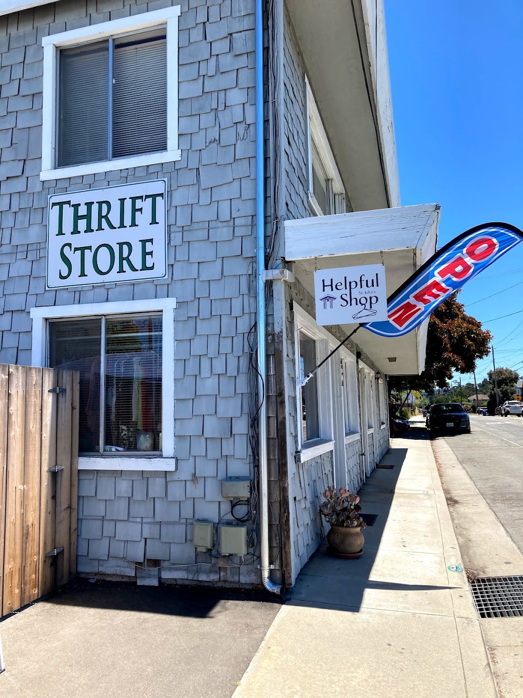 St Johns Helpful Shop | 246-A Center Ave, Aptos, CA 95003, USA | Phone: (831) 708-4238