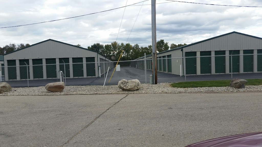 Carlisle Self-Storage | 200 Commercial Way, Franklin, OH 45005, USA | Phone: (937) 830-2335