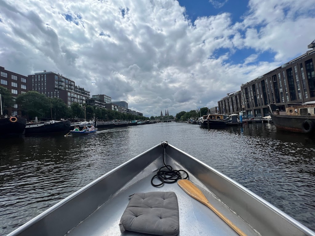 Canal Motorboats | Zandhoek 22, 1013 KT Amsterdam, Netherlands | Phone: 020 422 7007