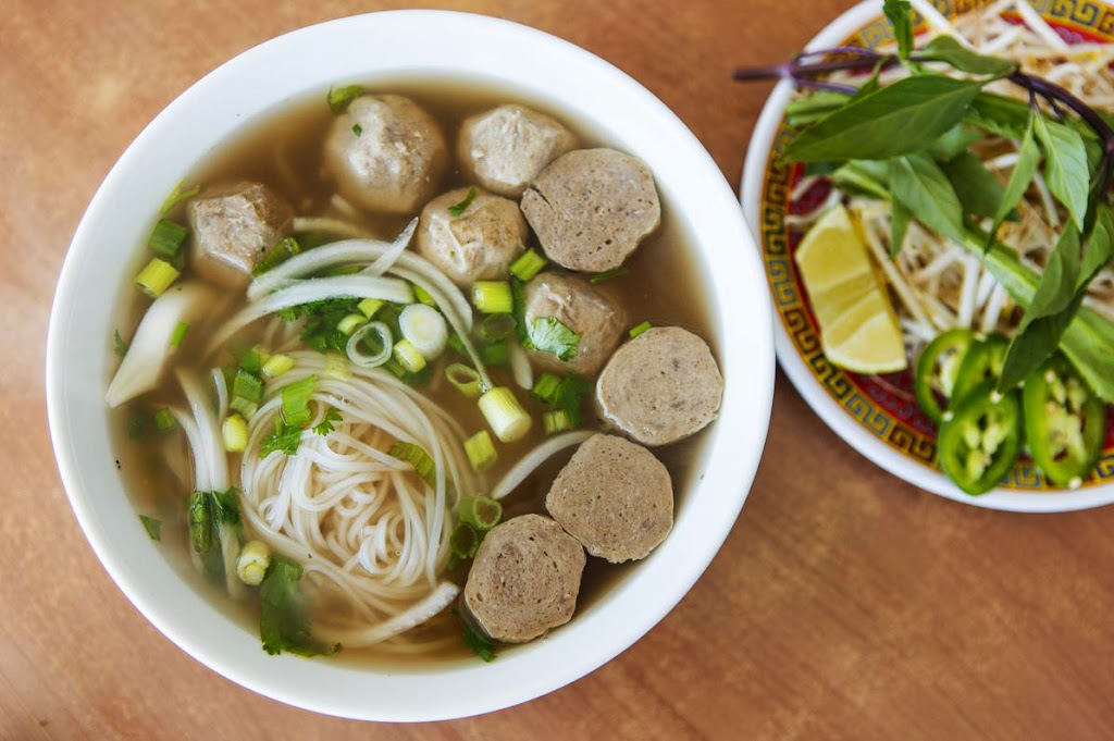 Pho Café | 2841 Sunset Blvd, Los Angeles, CA 90026 | Phone: (213) 413-0888