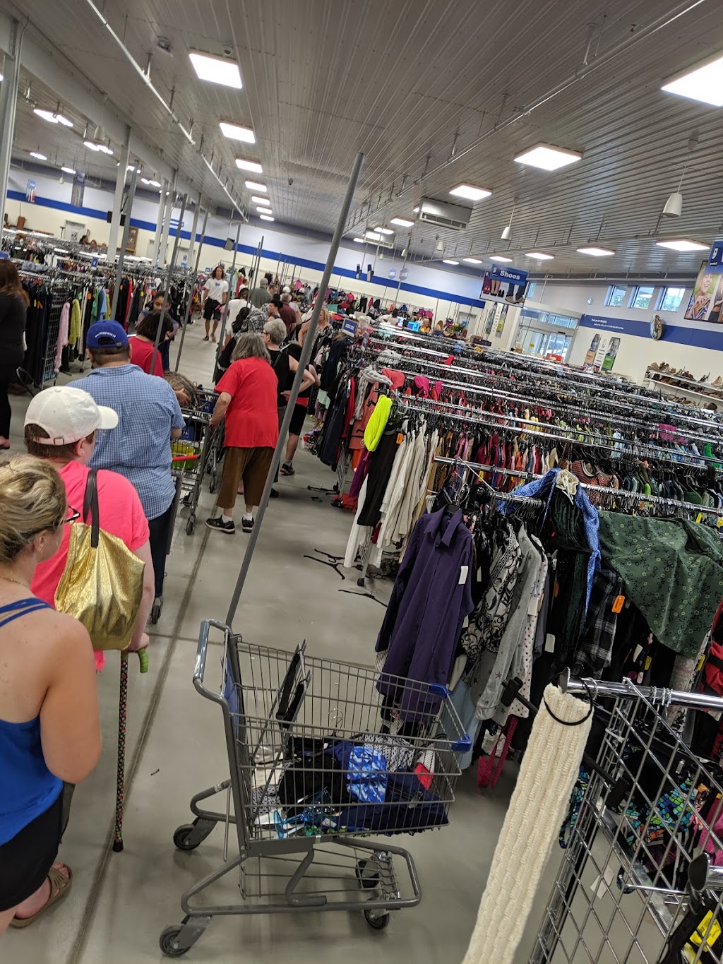 Goodwill Community Store & Donation Centre | 11145 Tecumseh Rd E, Windsor, ON N8R 1B1, Canada | Phone: (519) 956-2610