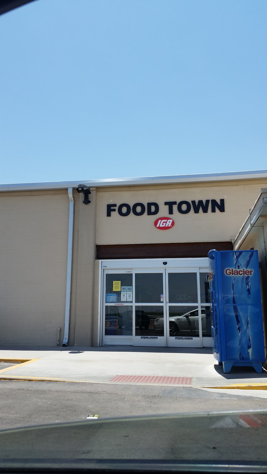 Food Town IGA | 10601 W Battaglia Dr, Arizona City, AZ 85123, USA | Phone: (520) 466-5760