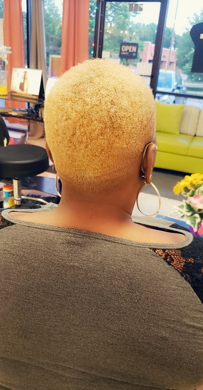 Bella Capelli Salon Inc. | 1533 Bonnie Ln #105, Cordova, TN 38016, USA | Phone: (901) 708-5322