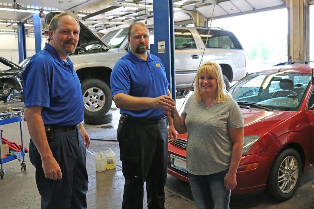 East Main Automotive | 328 E Main St, Anoka, MN 55303, USA | Phone: (763) 421-8460