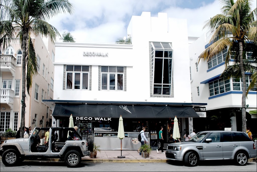 Deco Walk | 928 Ocean Dr, Miami Beach, FL 33139, USA | Phone: (305) 397-8423