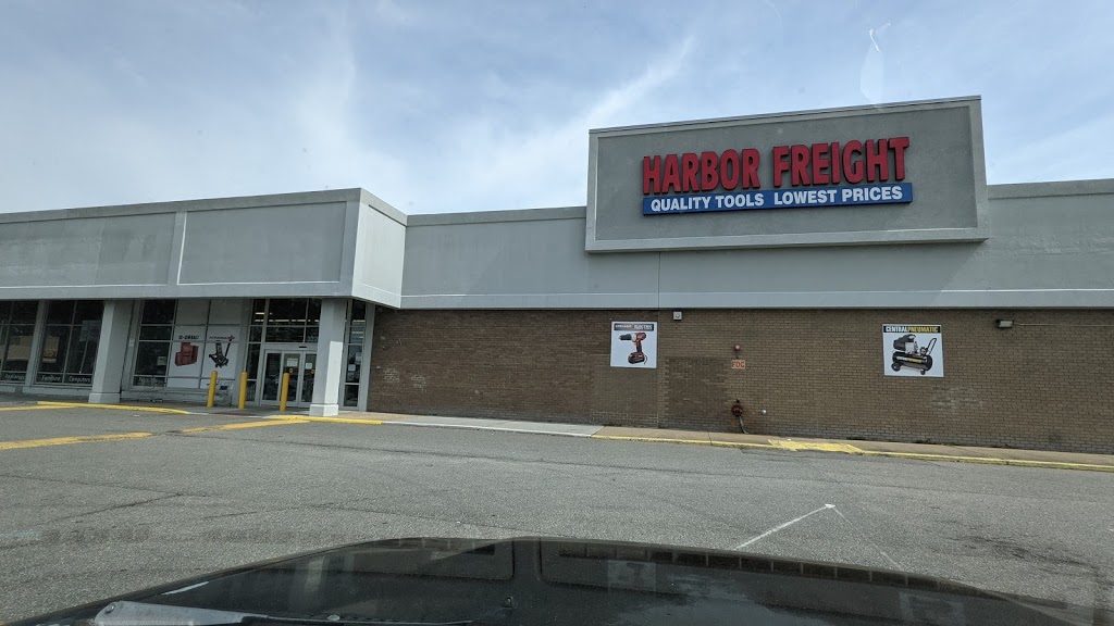 Harbor Freight Tools | 3320 Holland Road, Virginia Beach, VA 23452, USA | Phone: (757) 821-7465