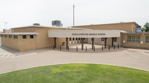 Shallowater Middle School | 1009 Avenue L, Shallowater, TX 79363, USA | Phone: (806) 832-4531