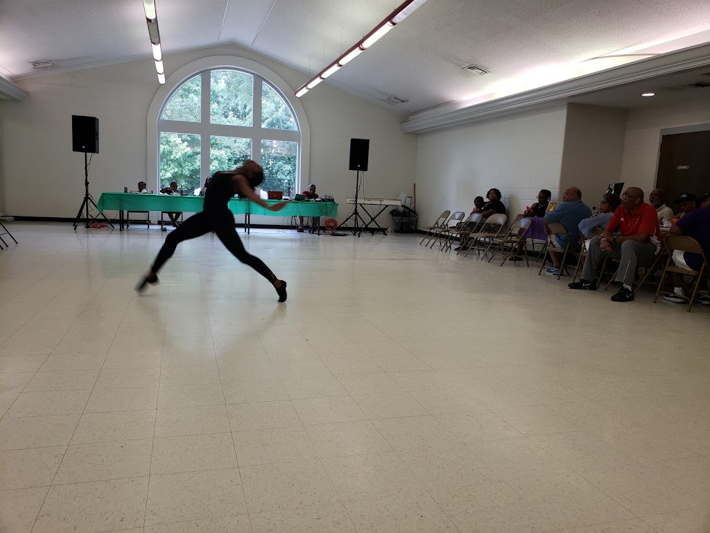 Old Town Neighborhood Center | 4550 Shattalon Dr, Winston-Salem, NC 27106, USA | Phone: (336) 922-3561