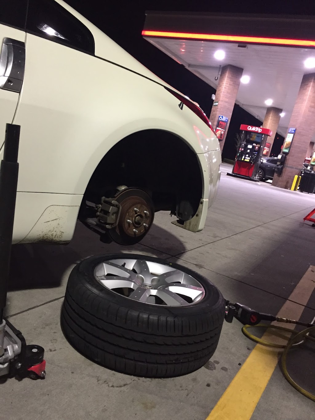 IRIA 24hrs Mobile Tire Pro Services | 3308 Club Pl, Duluth, GA 30096, USA | Phone: (404) 793-9451