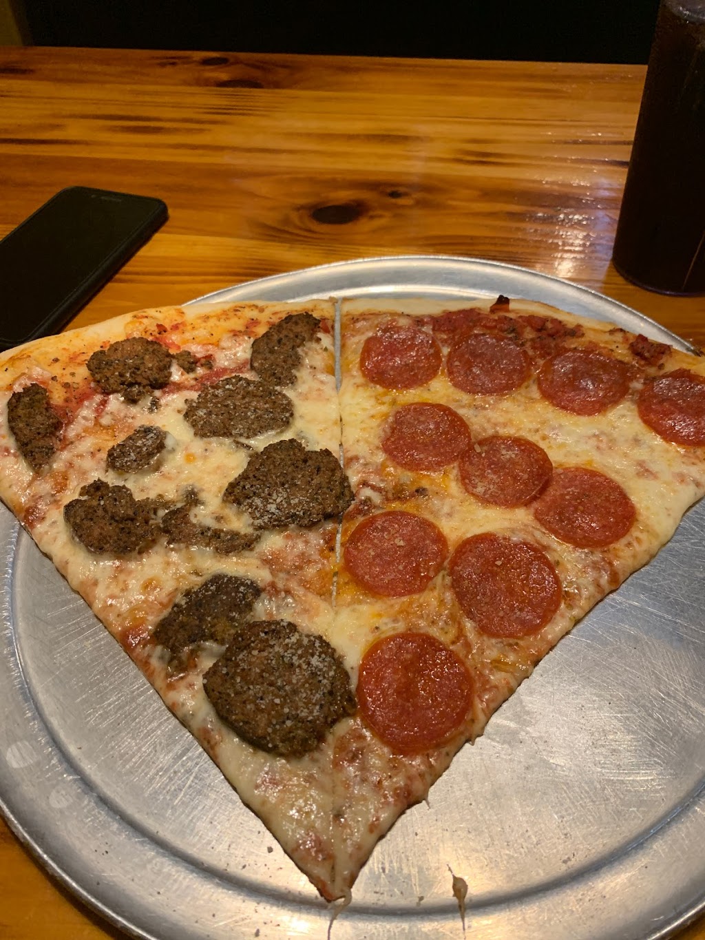 Siracusas NY Pizzeria | 5350 United Dr SE #106, Smyrna, GA 30082, USA | Phone: (770) 432-7454