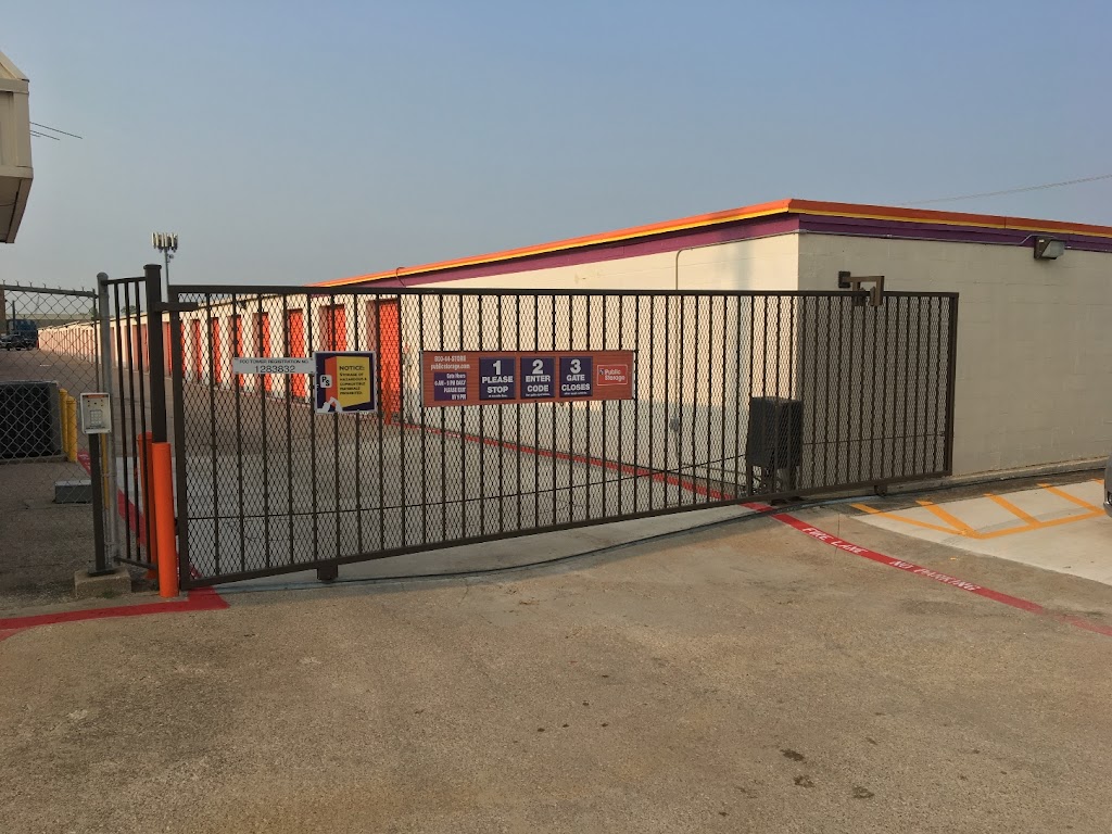 Public Storage | 1225 W Trinity Mills Rd, Carrollton, TX 75006, USA | Phone: (972) 695-9426