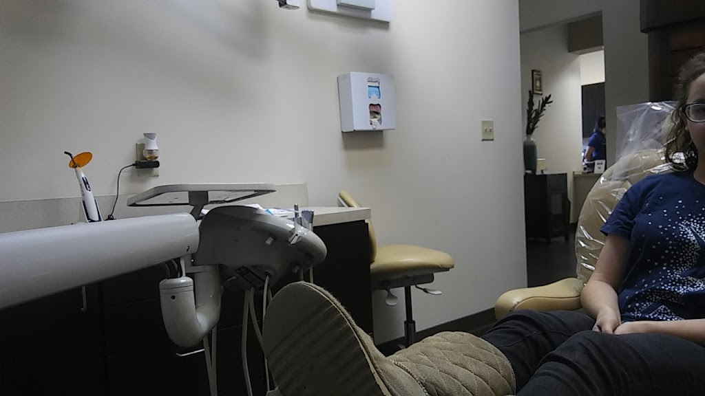 Dallas City Endodontics | 4475 Adler Dr #103, Dallas, TX 75211, USA | Phone: (214) 331-7275