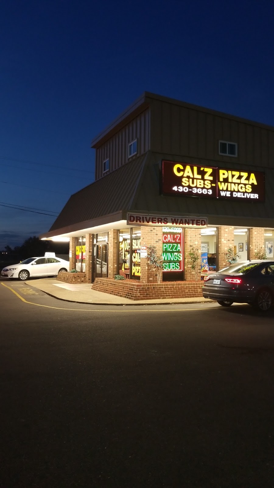 Calz Pizza | 3324 Holland Rd, Virginia Beach, VA 23452 | Phone: (757) 430-3663