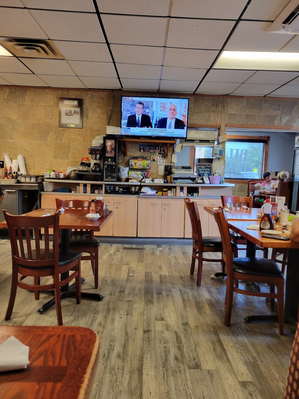 Bills Diner | 2762 Main St, Newfane, NY 14108, USA | Phone: (716) 778-5672