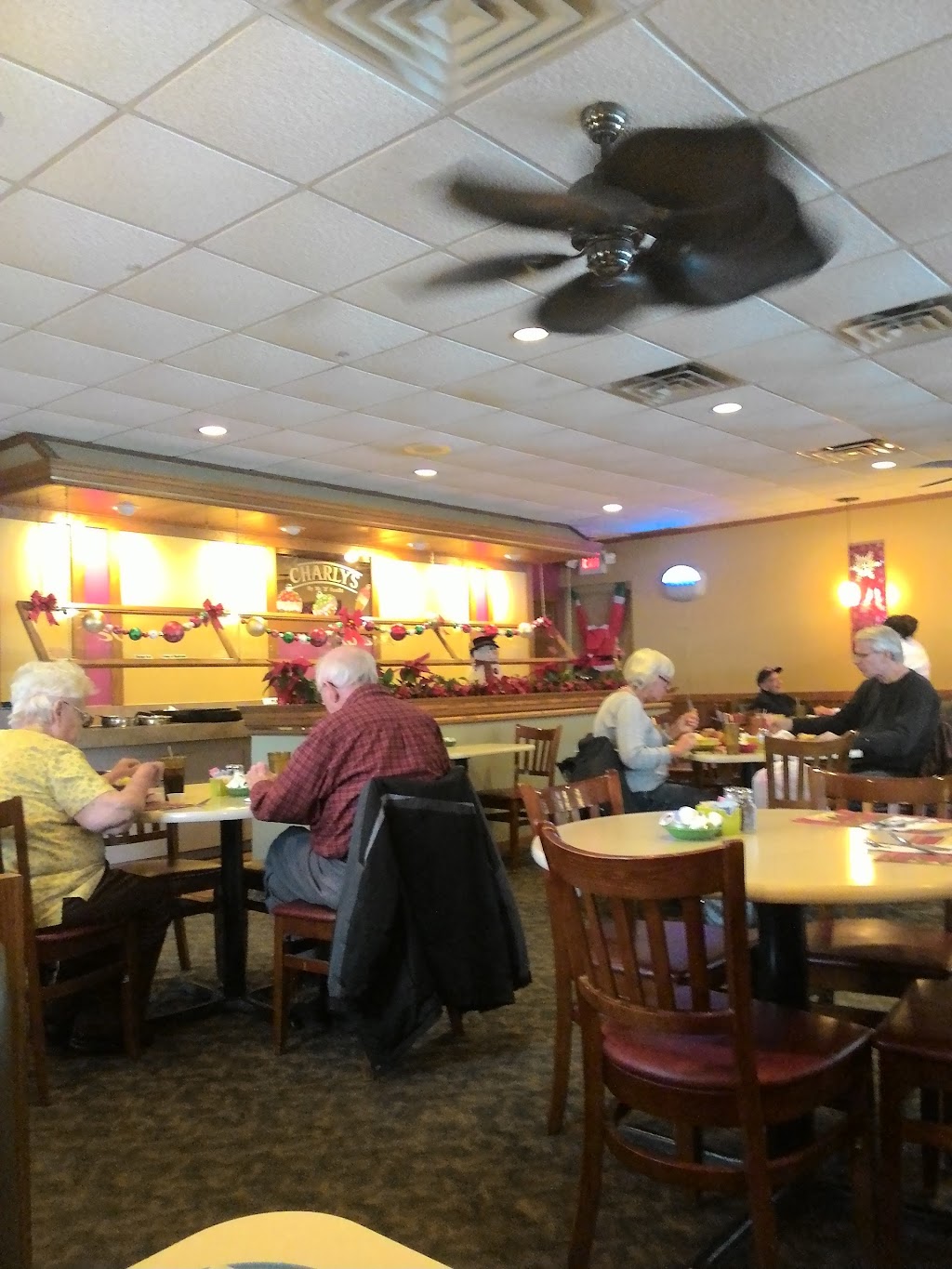 Charlys Family Restaurant | 4455 Kirk Rd, Youngstown, OH 44515, USA | Phone: (330) 799-5569