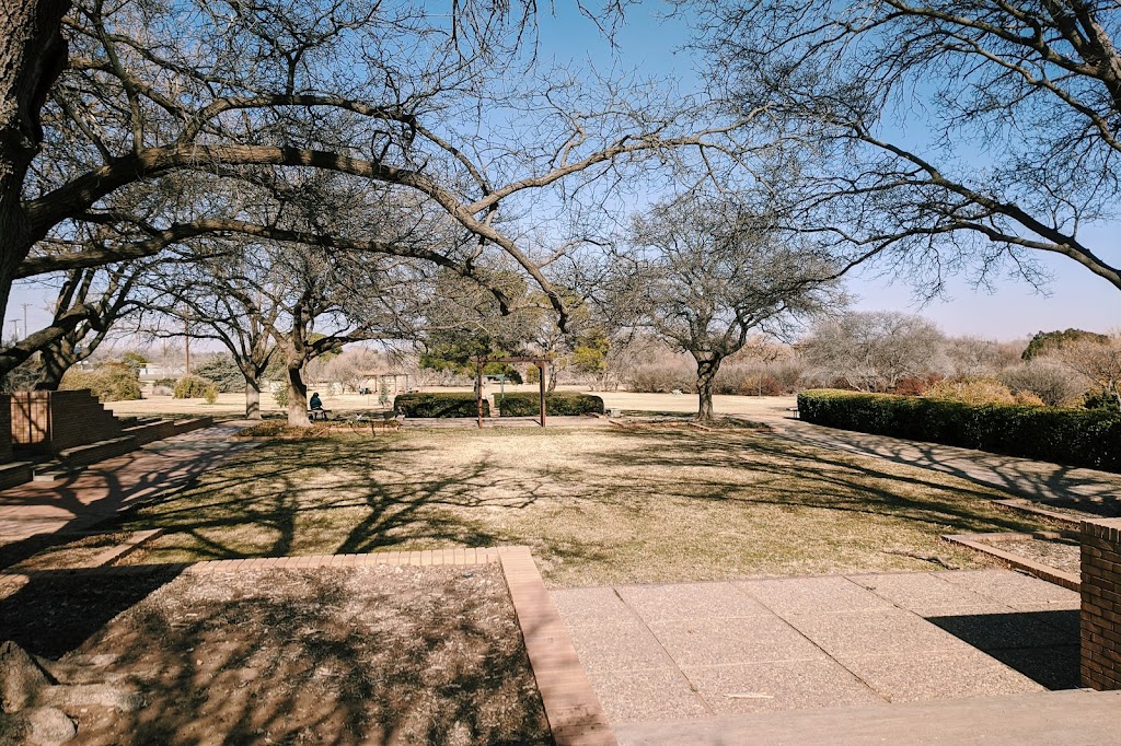 Lubbock Memorial Arboretum | 4111 University Ave, Lubbock, TX 79413, USA | Phone: (806) 797-4520