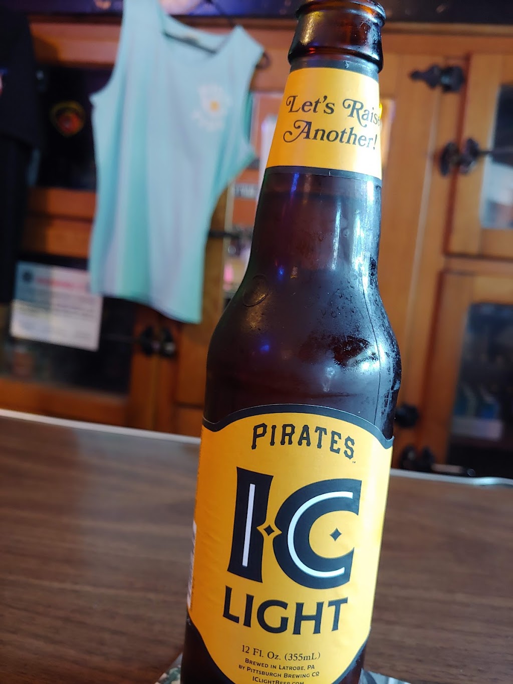 High Tide Tavern | 5504 Lake Rd E, Geneva, OH 44041, USA | Phone: (440) 466-7990