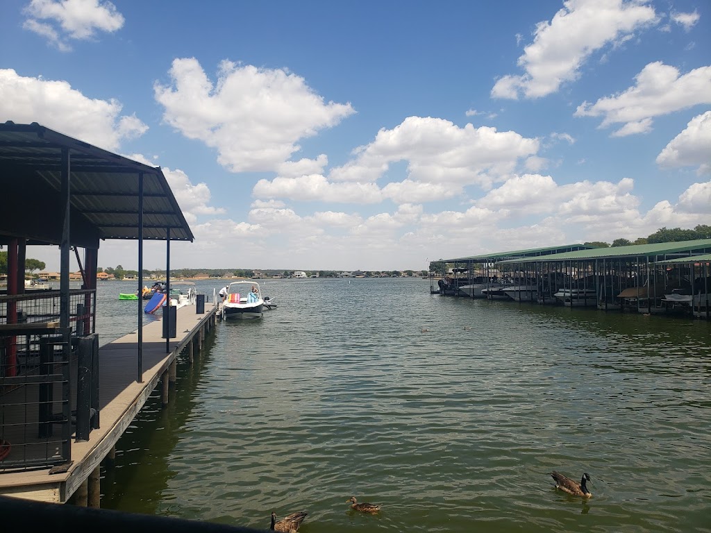 Stumpys Lakeside Grill | 2323 S Morgan St, Granbury, TX 76048, USA | Phone: (817) 279-1000