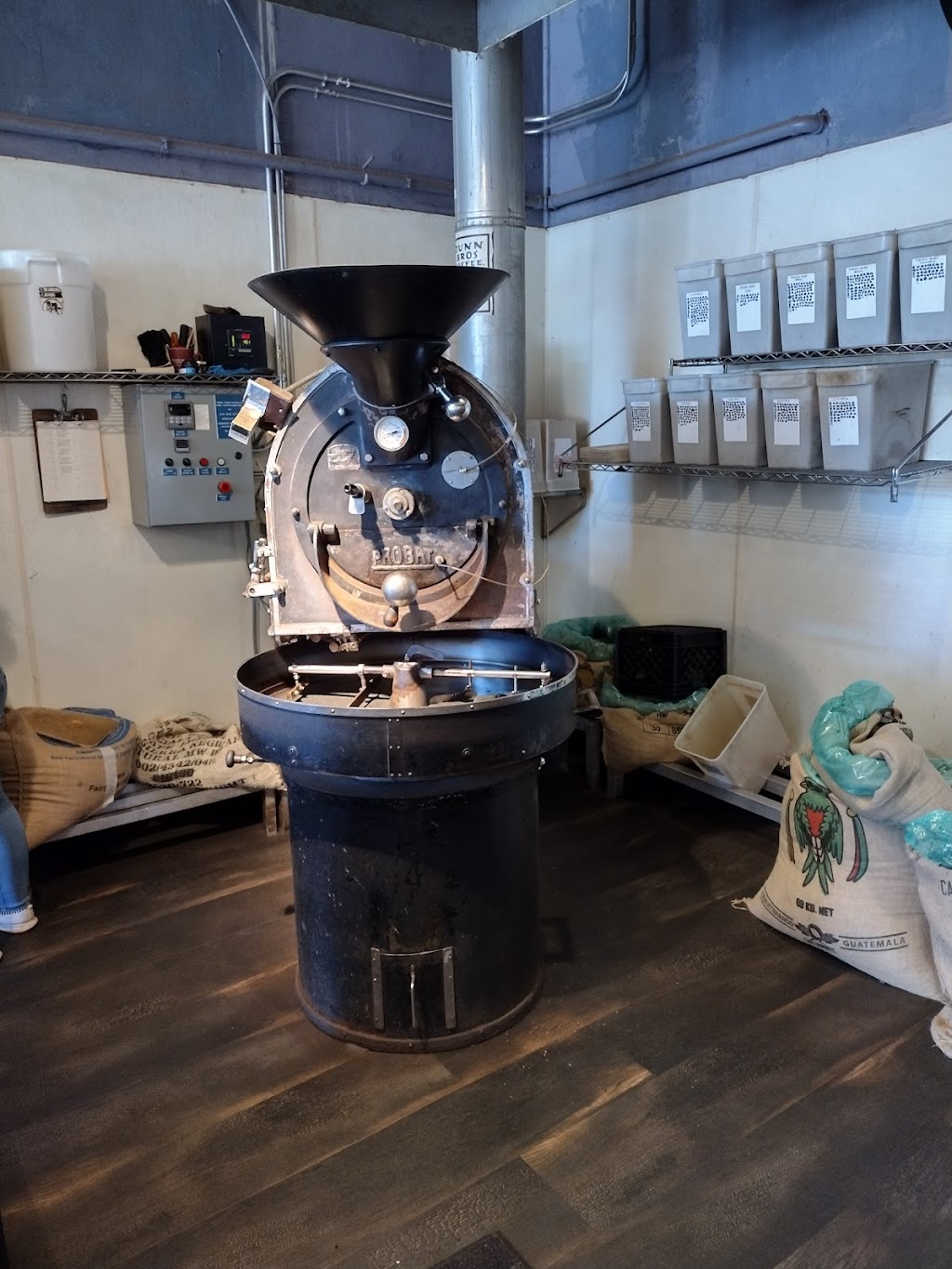 Dunn Brothers Coffee Company | 1569 Grand Ave, St Paul, MN 55105, USA | Phone: (651) 698-0618