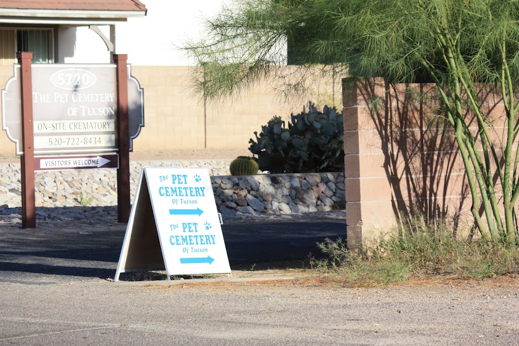 The Pet Cemetery of Tucson | 5720 E Glenn St, Tucson, AZ 85712, USA | Phone: (520) 722-8434