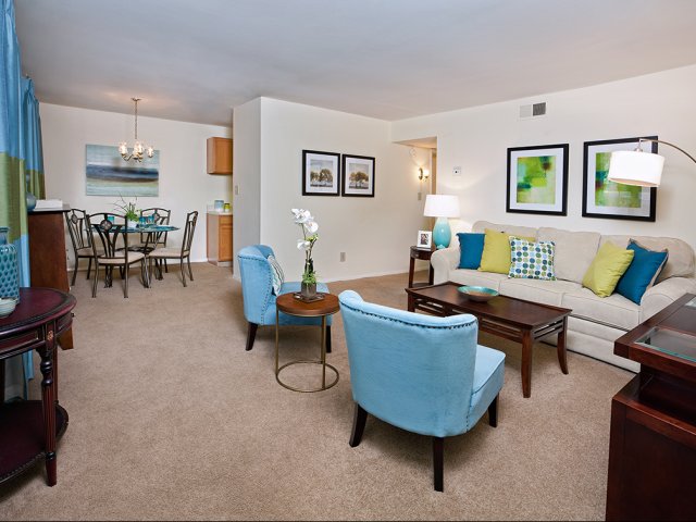 Tanglewood Apartments | 1700 Johnson Rd Suite 2D, Petersburg, VA 23805, USA | Phone: (804) 207-3552