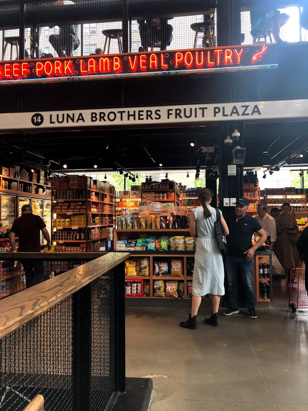 Luna Brothers Fruit Plaza | 88 Essex St, New York, NY 10002, USA | Phone: (212) 254-0796