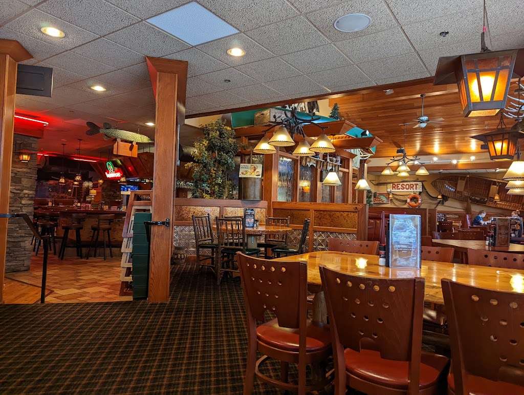 D. Michael Bs Resort Bar & Grill | 6550 Lamplight Dr, Albertville, MN 55301, USA | Phone: (763) 497-1980