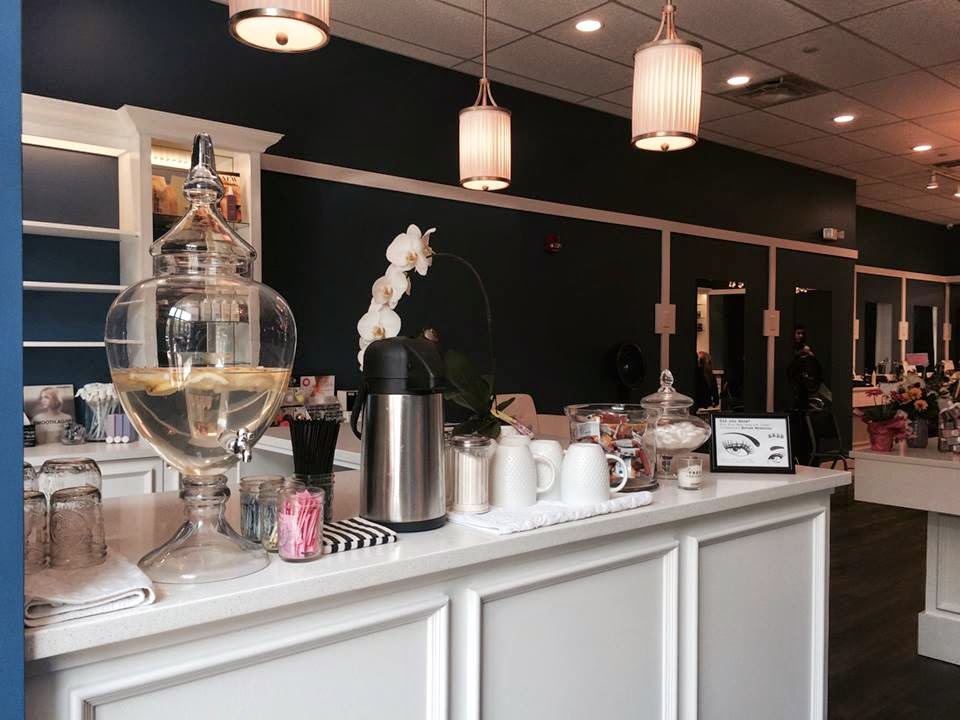 Kiss Kiss Bang Bang Salon | 110 W Main St #108, Carmel, IN 46032, USA | Phone: (317) 571-1120