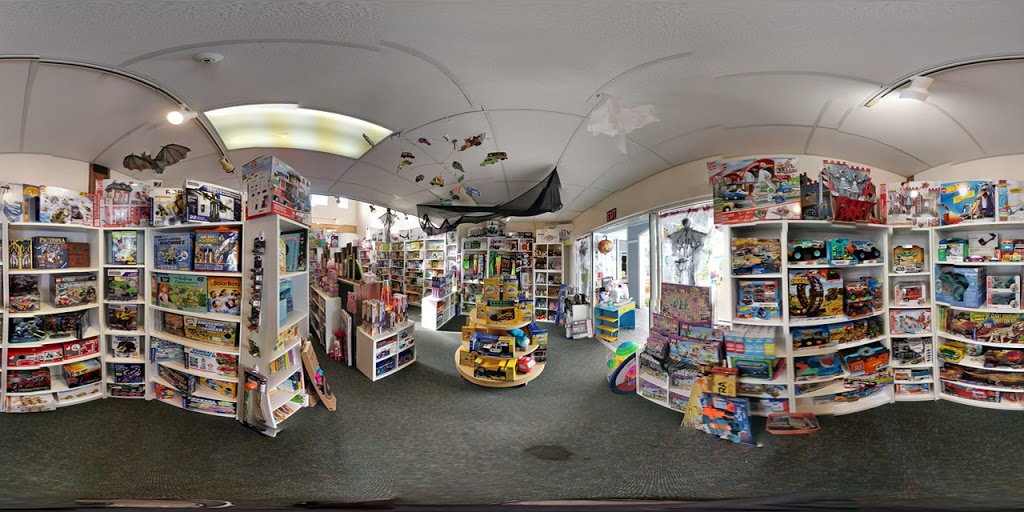 Fog Town Toys | 330 Main St, Half Moon Bay, CA 94019, USA | Phone: (650) 726-4556