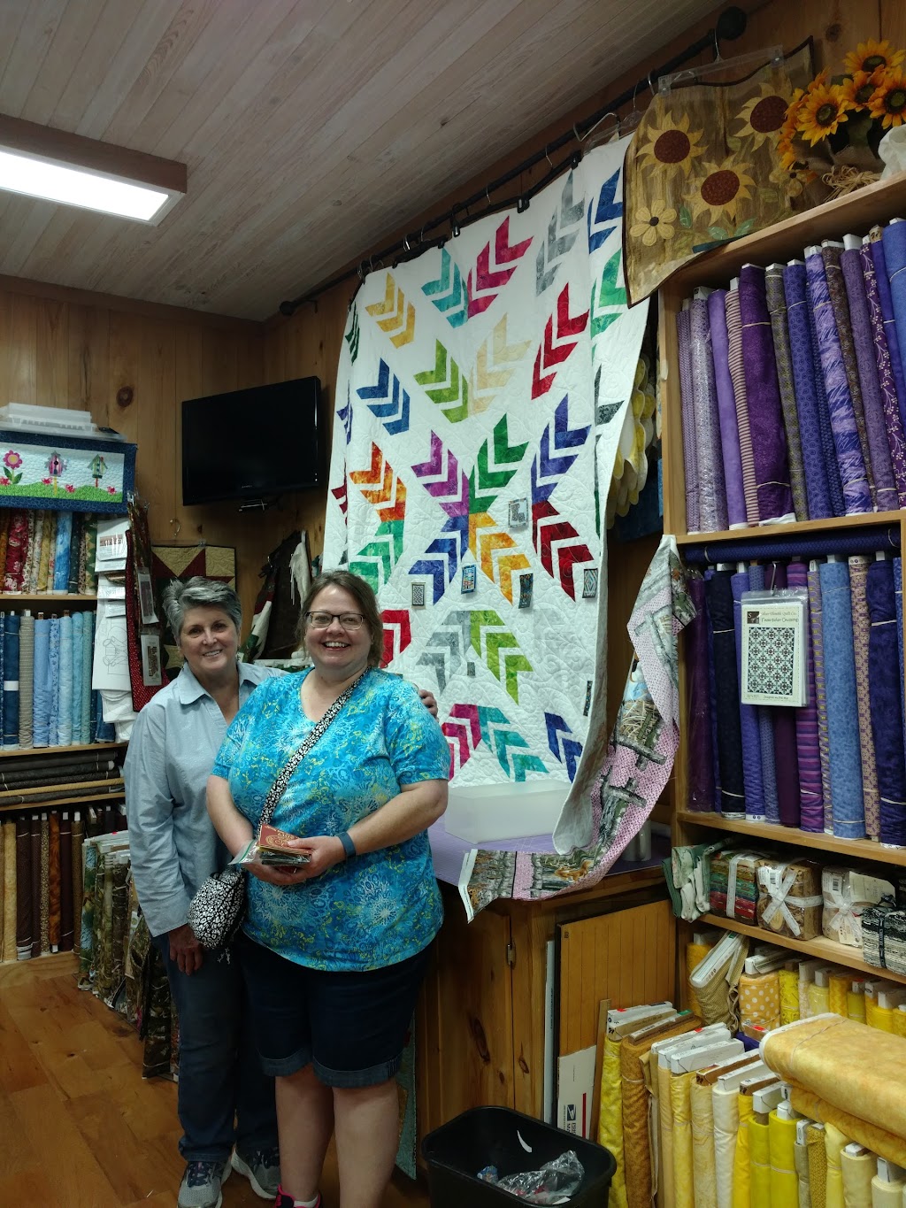 Cottage Creations & Quilts Llc | 7222 Bayou Paul Rd, St Gabriel, LA 70776 | Phone: (225) 642-8166