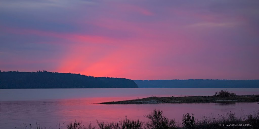 Olympic Peninsula Gateway Visitors Center | 93 Beaver Valley Rd, Port Ludlow, WA 98365, USA | Phone: (360) 437-0120