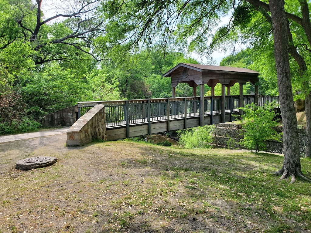 Prairie Creek Park | 2400 W Prairie Creek Dr, Richardson, TX 75080, USA | Phone: (972) 744-4300