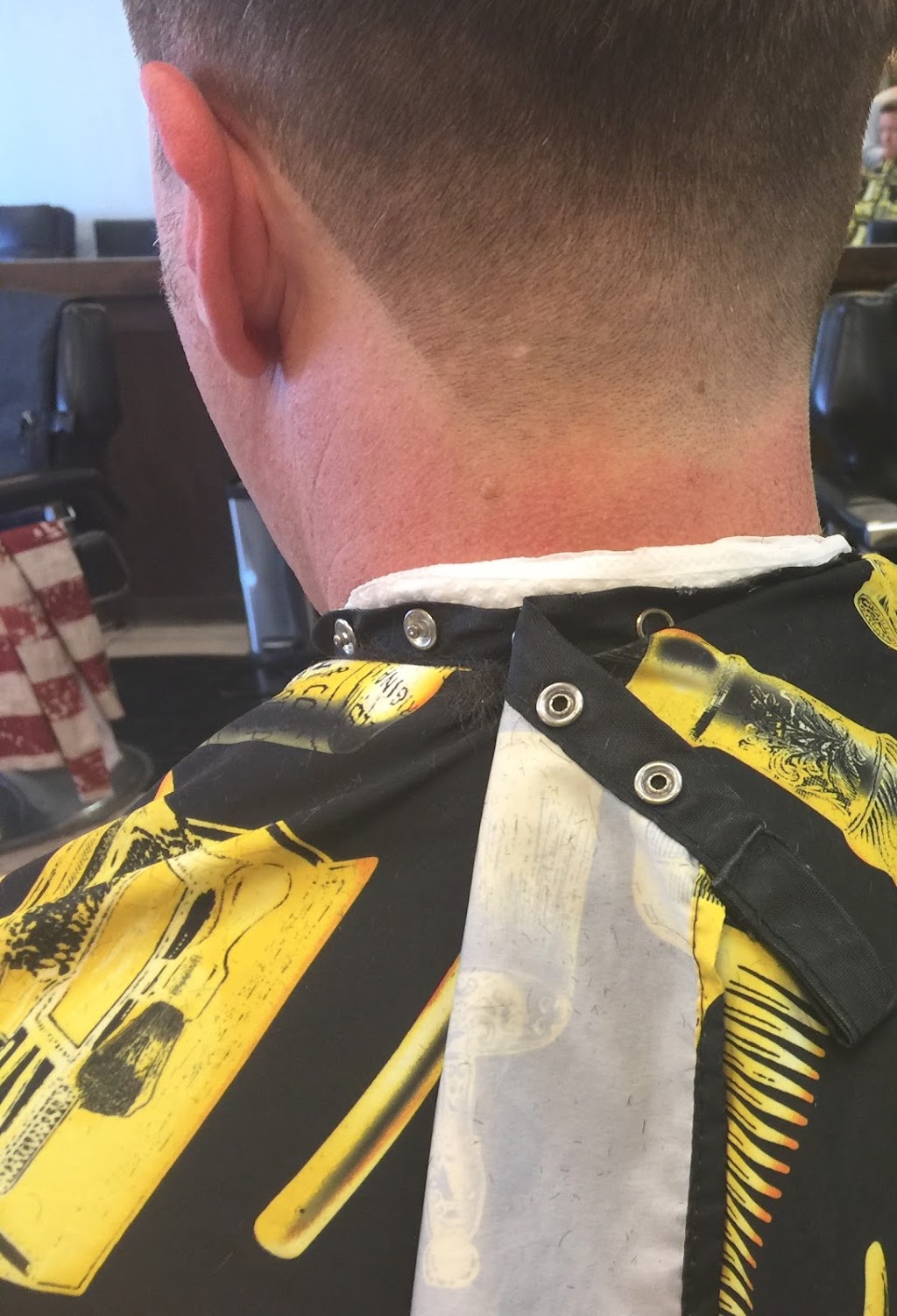 East End Barber Shop | 2622 Chamberlain Ln, Louisville, KY 40245, USA | Phone: (502) 742-2100