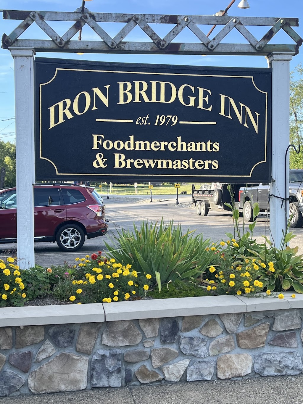 Iron Bridge Inn | 1438 Perry Hwy, Mercer, PA 16137, USA | Phone: (724) 748-3626