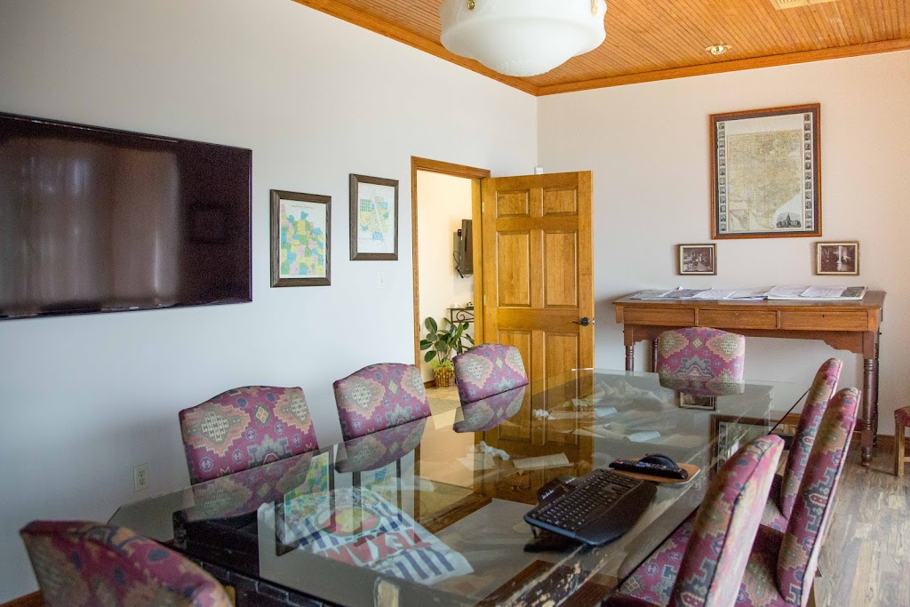 Coldwell Banker Benton-Luttrell, Realtors | 900 W Van Alstyne Pkwy, Van Alstyne, TX 75495, USA | Phone: (903) 482-1111 Coldwell Banker Benton-Luttrell, Realtors | 900 W Van Alstyne Pkwy, Van Alstyne, TX 75495, USA | Phone: (903) 482-1111