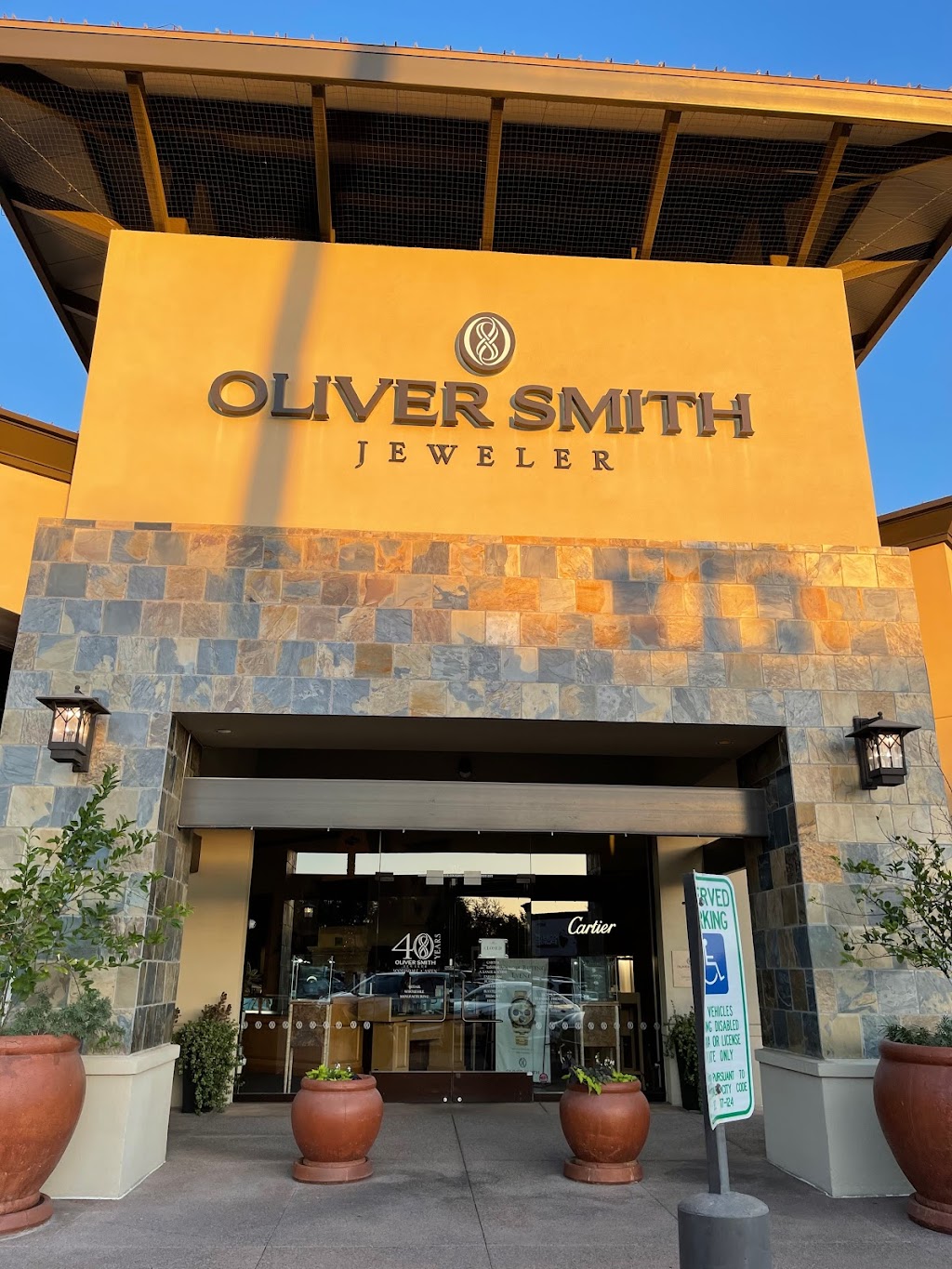Oliver Smith Jeweler | 8787 N Scottsdale Rd Suite 116, Scottsdale, AZ 85253, USA | Phone: (480) 607-4444