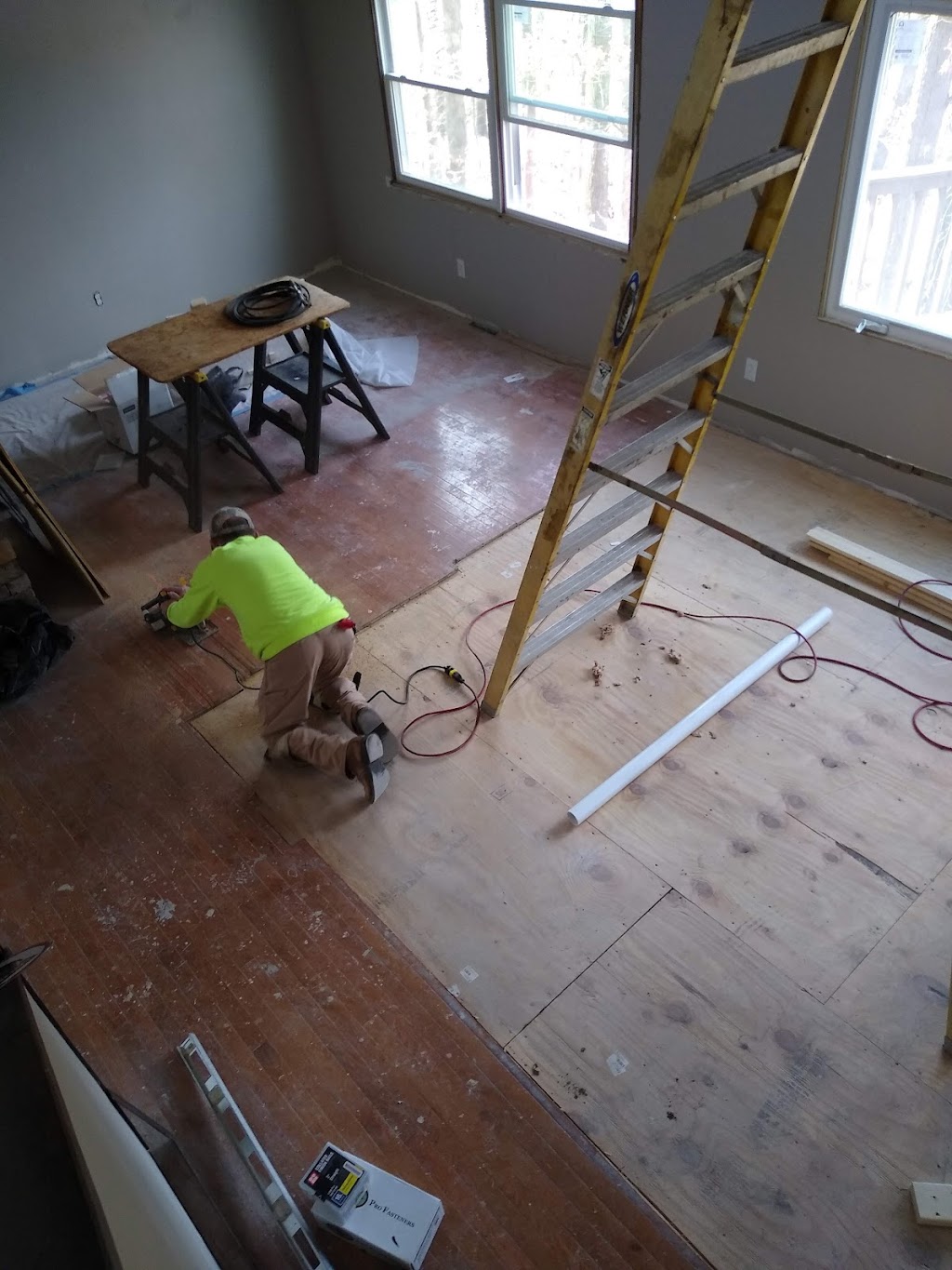 B&D Custom Hardwood Flooring | 236 W Railroad Ave, Verona, PA 15147, USA | Phone: (412) 793-6016