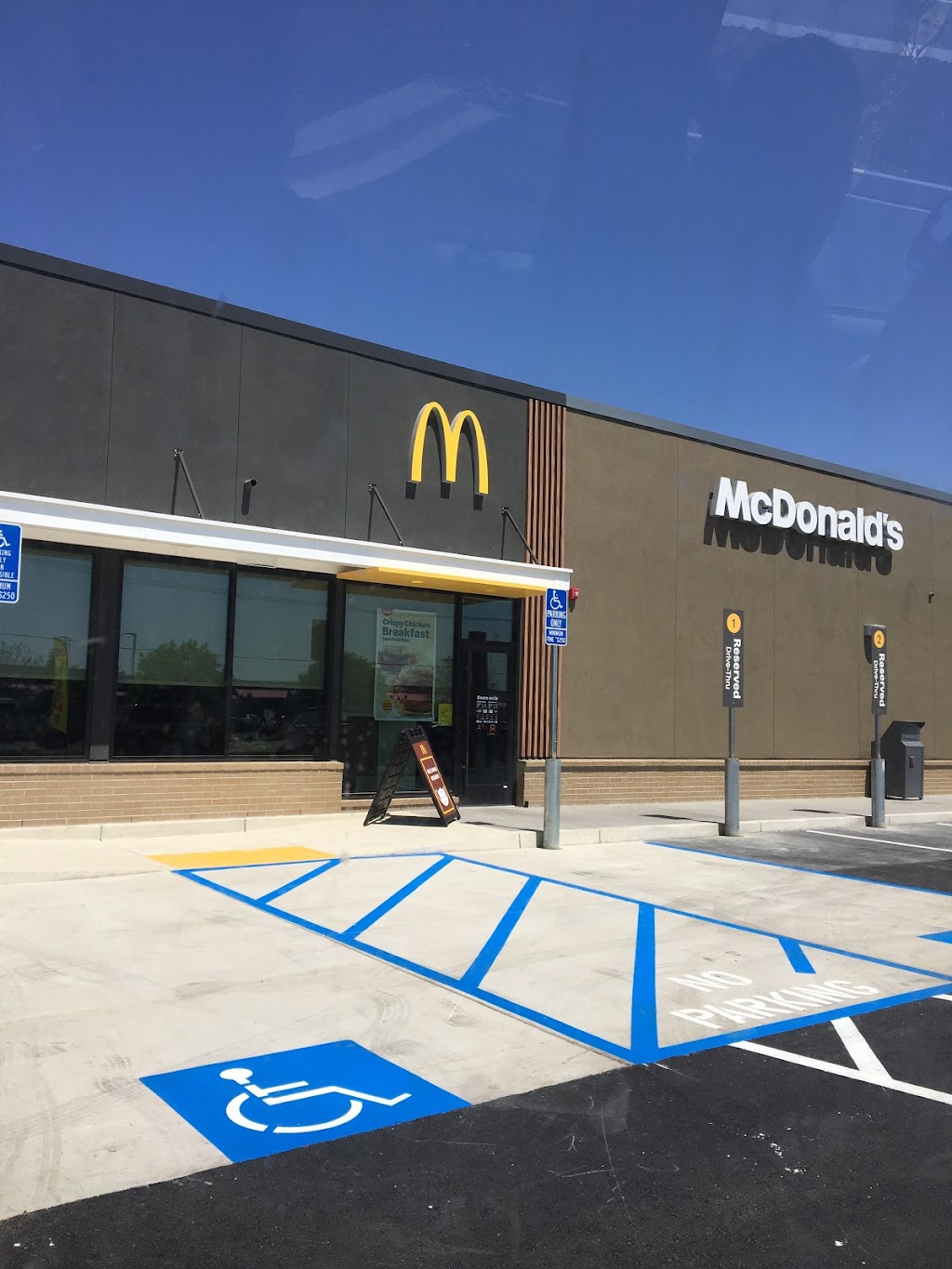 McDonalds | 12101 Yosemite Blvd, Waterford, CA 95386, USA | Phone: (209) 874-0012