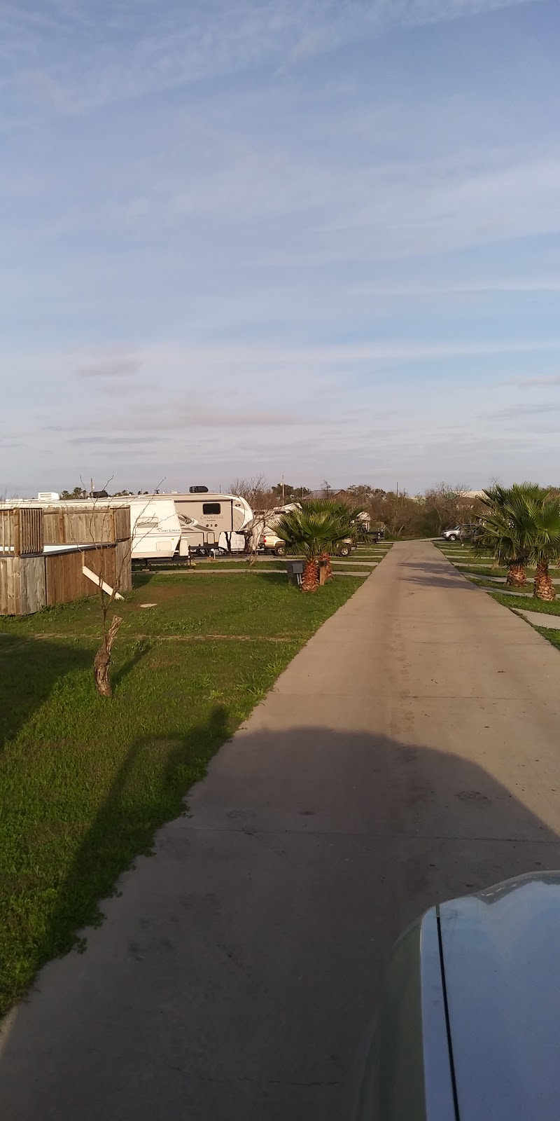 Bridgeview Rv Park-Campground | 222 3rd St, Bayside, TX 78340, USA | Phone: (409) 682-5426