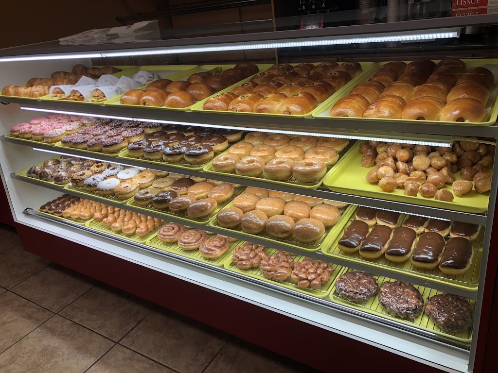 Donut Palace | 64185 LA-41, Pearl River, LA 70452, USA | Phone: (985) 250-9495