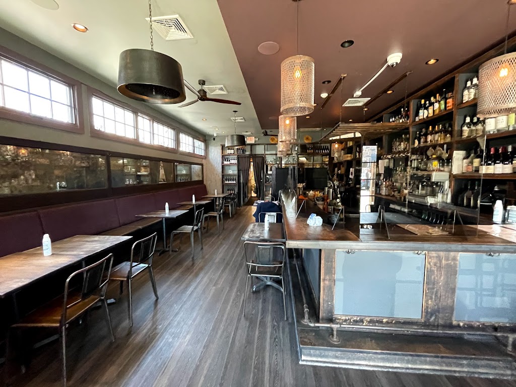 DVINE BAR | 4 Depot Square, Sparkill, NY 10976, USA | Phone: (845) 359-2141