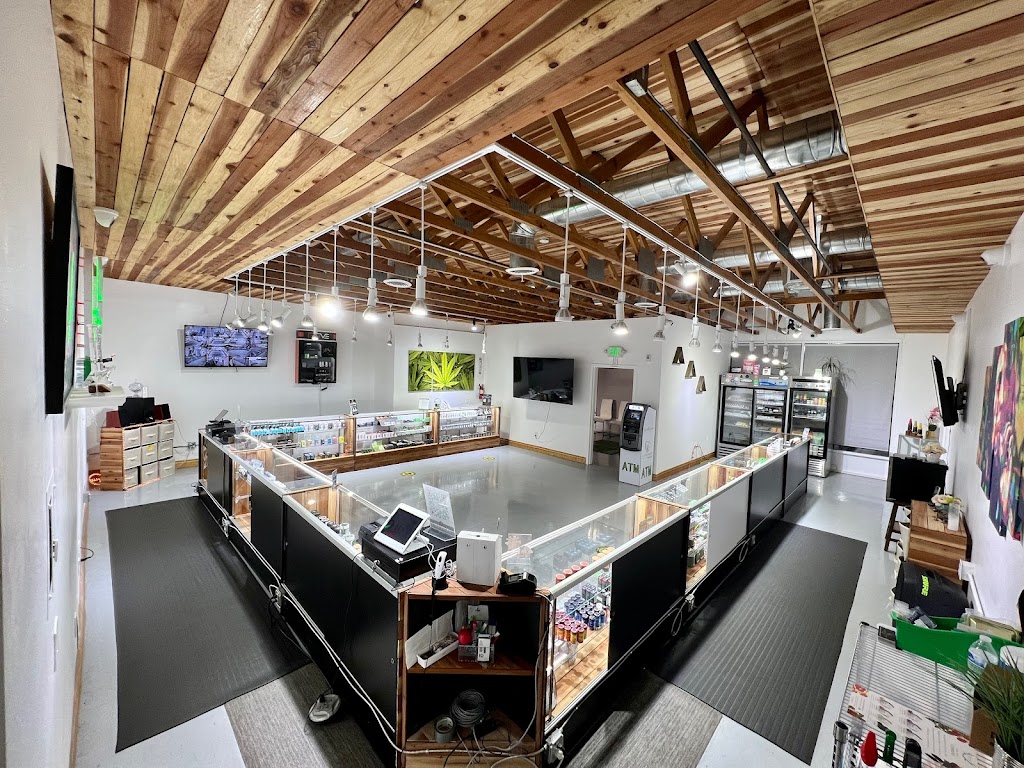 Kannaluv Dispensary North Hills | 8660 Woodley Ave #108, North Hills, CA 91343, USA | Phone: (747) 400-5683