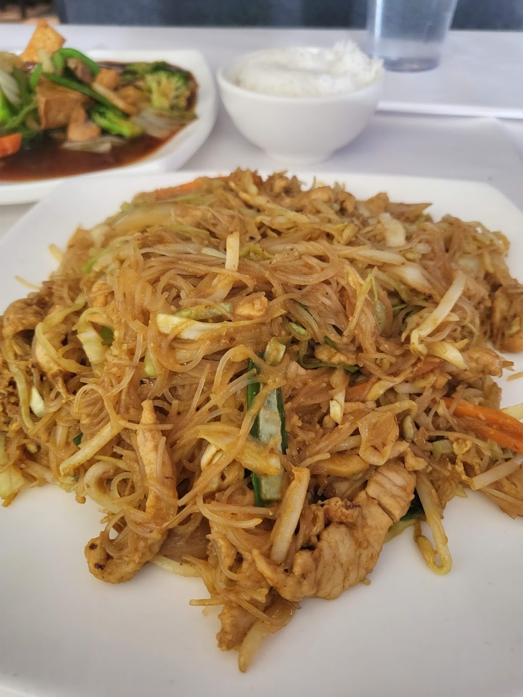 Golden China Restaurant | 2001 W Southlake Blvd #119, Southlake, TX 76092, USA | Phone: (817) 416-1185