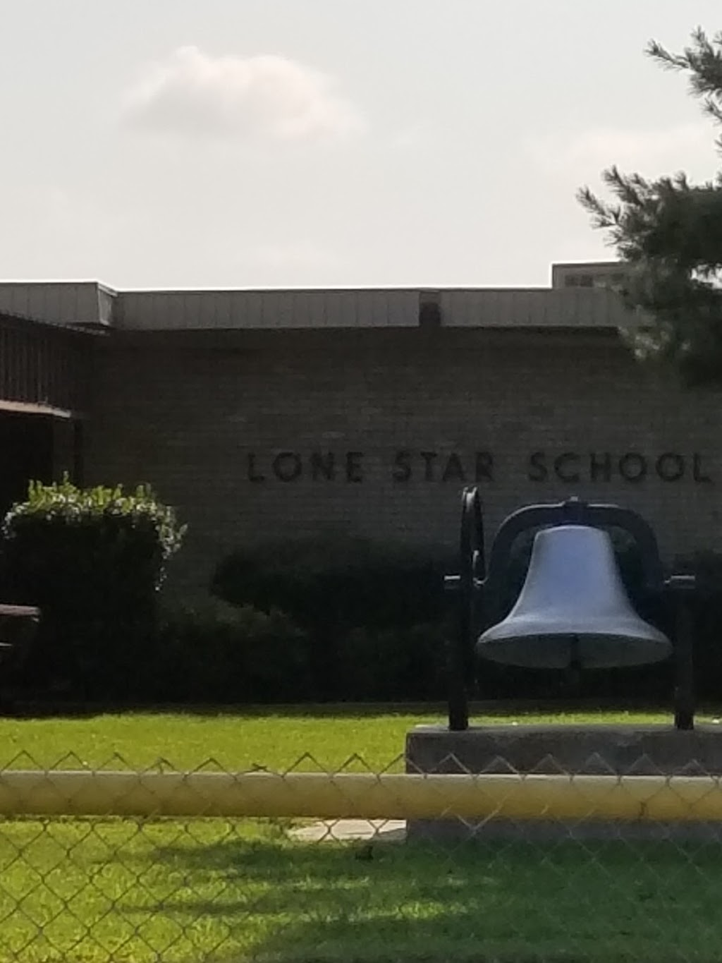 Lone Star School | 2945 S Hickory St, Sapulpa, OK 74066, USA | Phone: (918) 224-0201