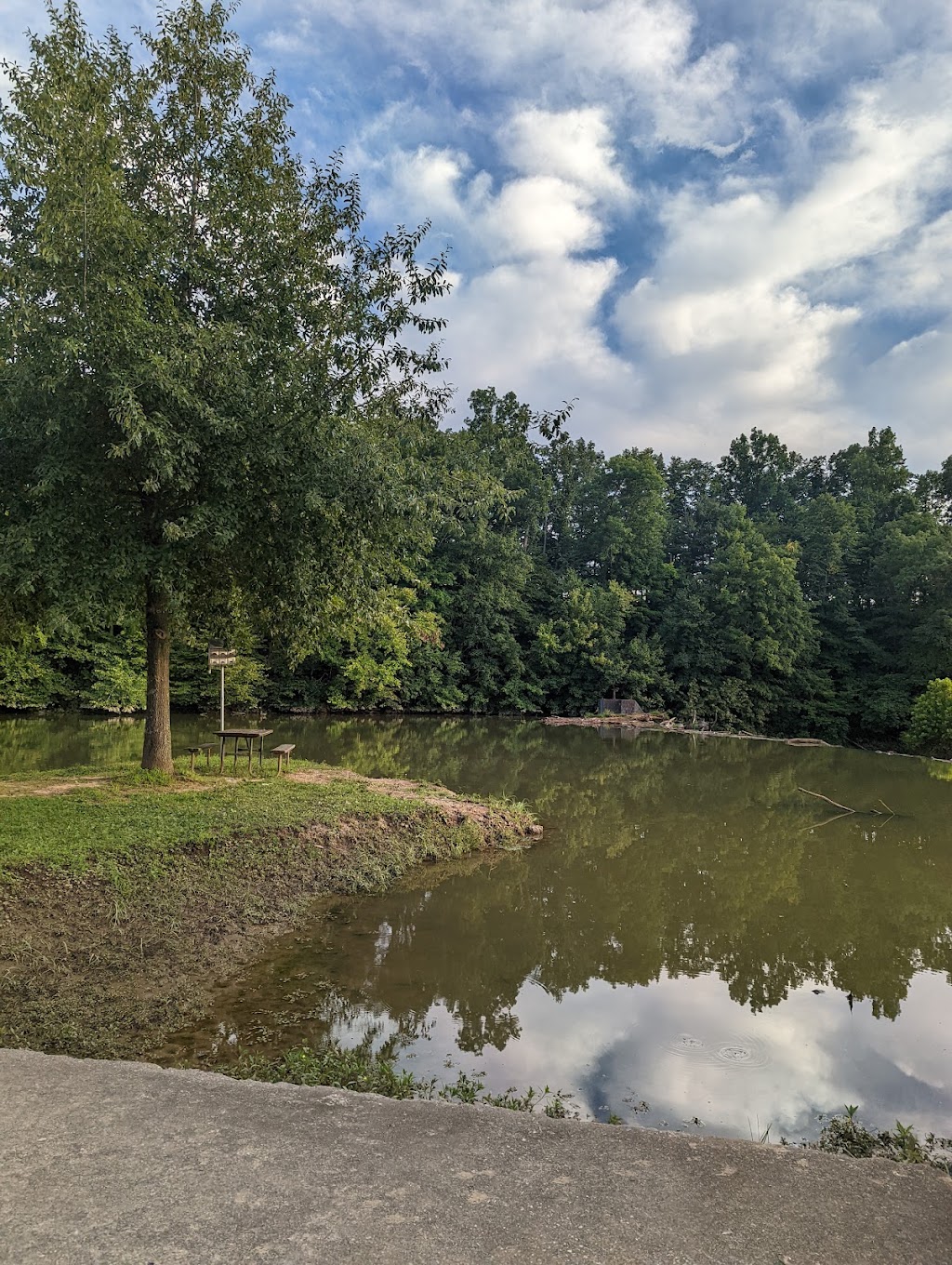 Lake Shelby Campground, Shelbyville, Ky | Lake Shelby Dr, Shelbyville, KY 40065, USA | Phone: (502) 633-5069