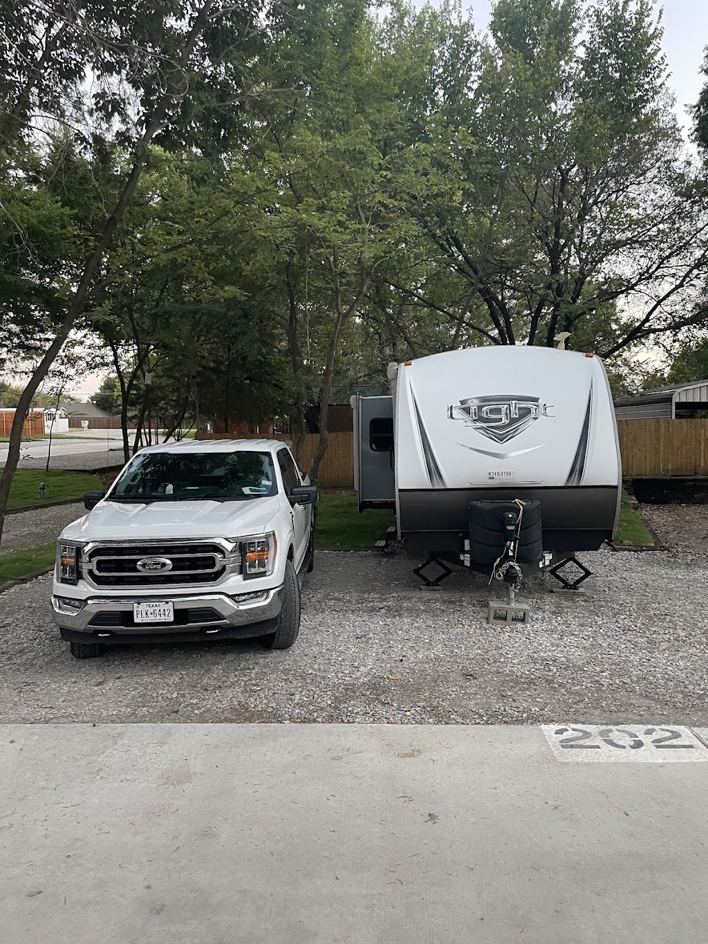 Lake Dallas RV Park | 661 Main St, Lake Dallas, TX 75065, USA | Phone: (940) 279-1469