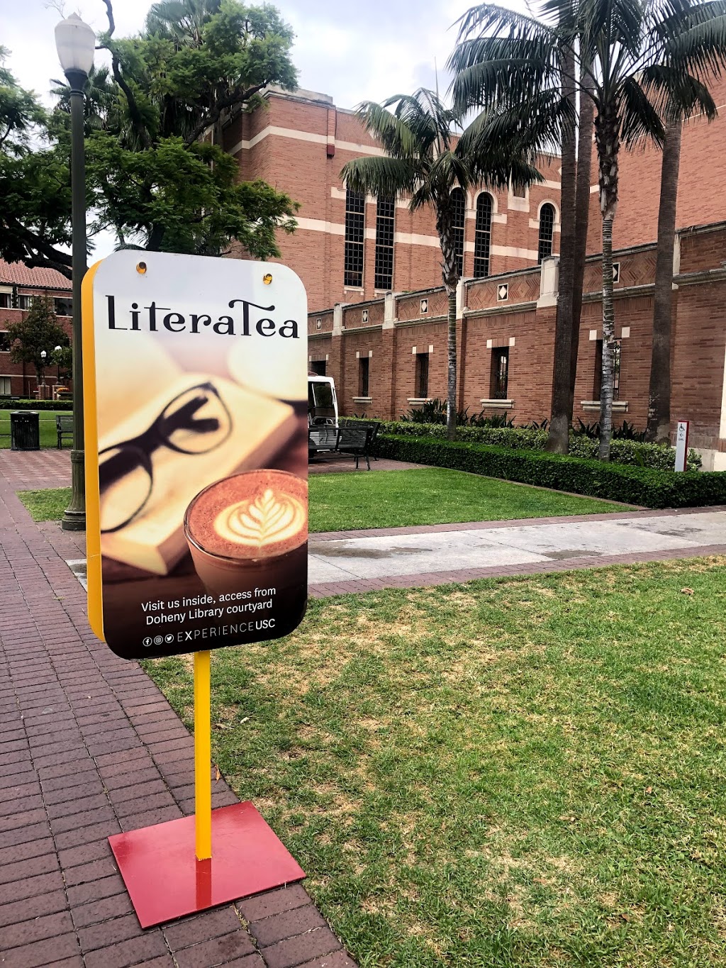 Literatea Cafe | 635 Hellman Way, Los Angeles, CA 90007, USA | Phone: (213) 821-4261