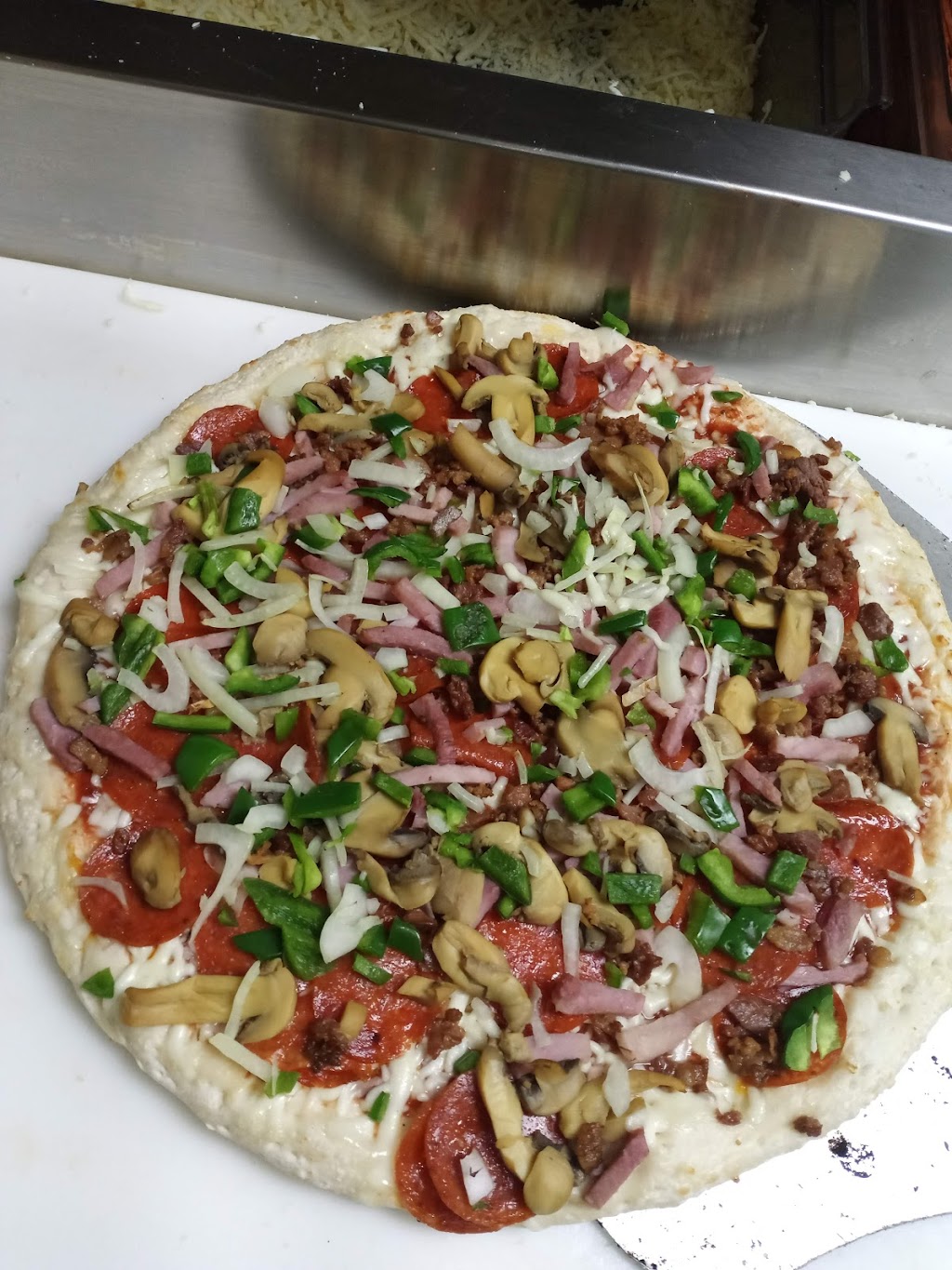 Happys Pizza | 3002 Oberlin Ave, Lorain, OH 44052, USA | Phone: (440) 282-6600